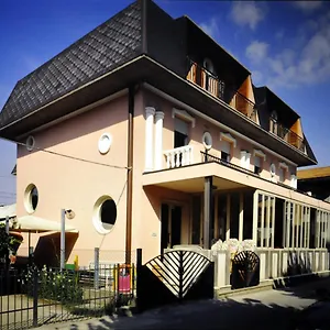 Cesari Hotel