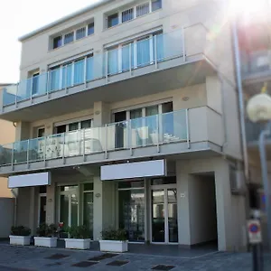 Fanny Aparthotel